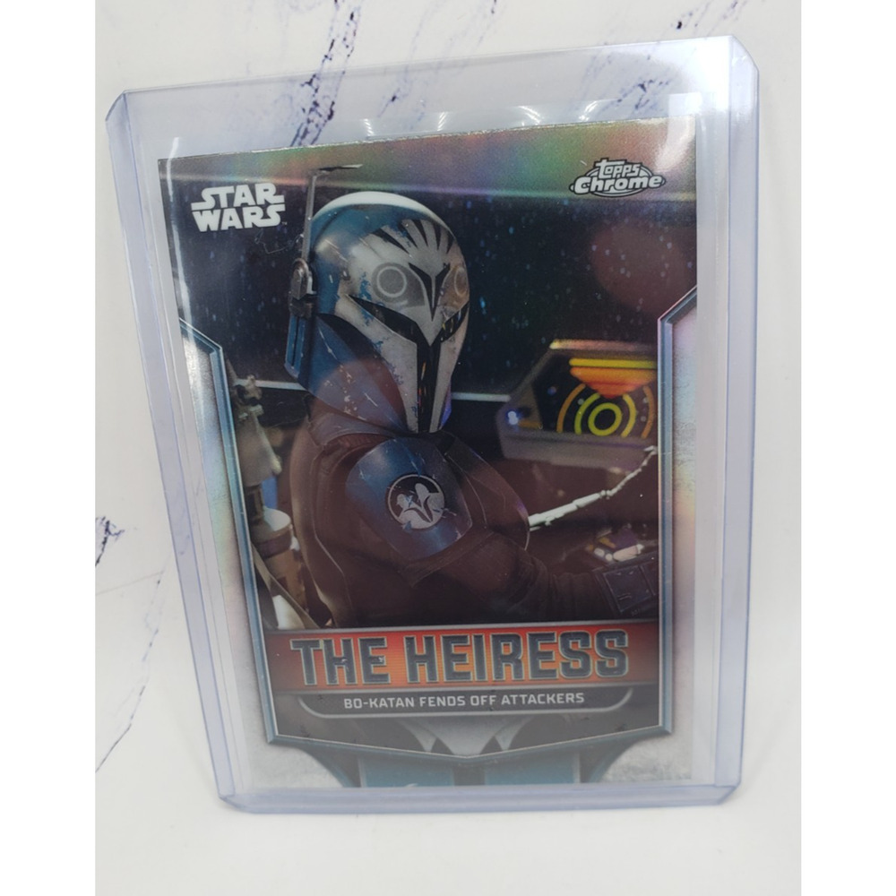 2024 Topps Chrome Star Wars Bo-Katan Fends Off Attackers The Heiress #TH-7
